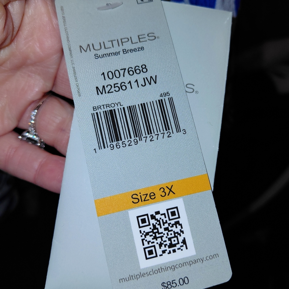 Multiples Blue and White Leaf Pattern NWT - image 7